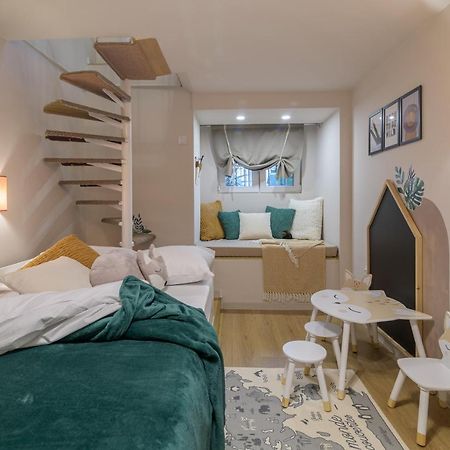 Black Sea Dolphin Apartment Варна Екстер'єр фото