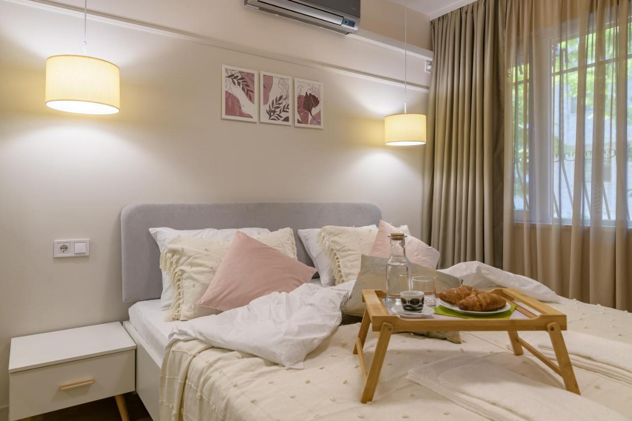 Black Sea Dolphin Apartment Варна Екстер'єр фото